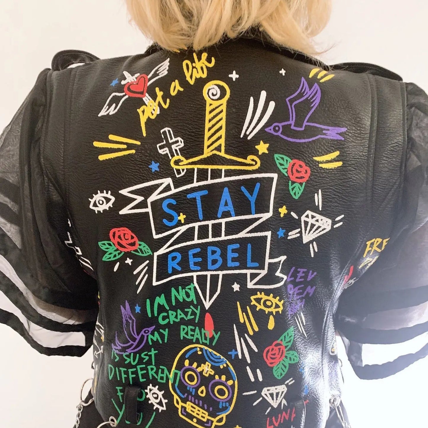 Fashion chain beading leather jacket Locomotive graffiti cartoon pu Leather Jacket female Punk Motorcyle Jacket with belt F2161 SS69