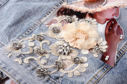 2024 New Autumn Women’s Denim Jacket Long Sleeve Overcoat Loose Three-dimensional Button Pearls Outwear Ripped Jeans Jackets SS69