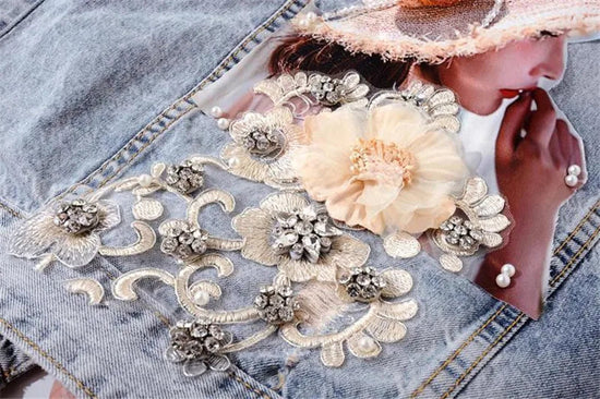 2024 New Autumn Women’s Denim Jacket Long Sleeve Overcoat Loose Three-dimensional Button Pearls Outwear Ripped Jeans Jackets SS69