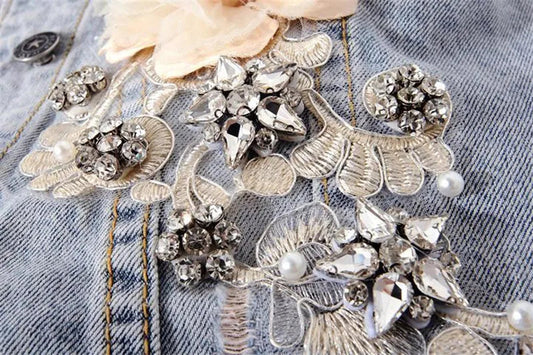 2024 New Autumn Women’s Denim Jacket Long Sleeve Overcoat Loose Three-dimensional Button Pearls Outwear Ripped Jeans Jackets SS69