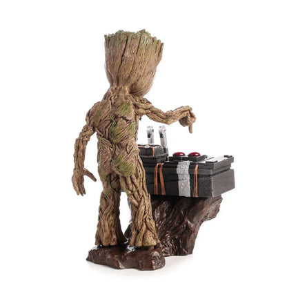 Marvel Guardians Of The Galaxy Groot Avengers Cute Baby Tree Man PVC Action Figure Toys 20cm SS69