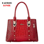 European Brand Design Chain Motorcycle Bags Women Clothing Shoulder Rivet Zipper Jacket Bag Messenger Bag Women Leather Handbags