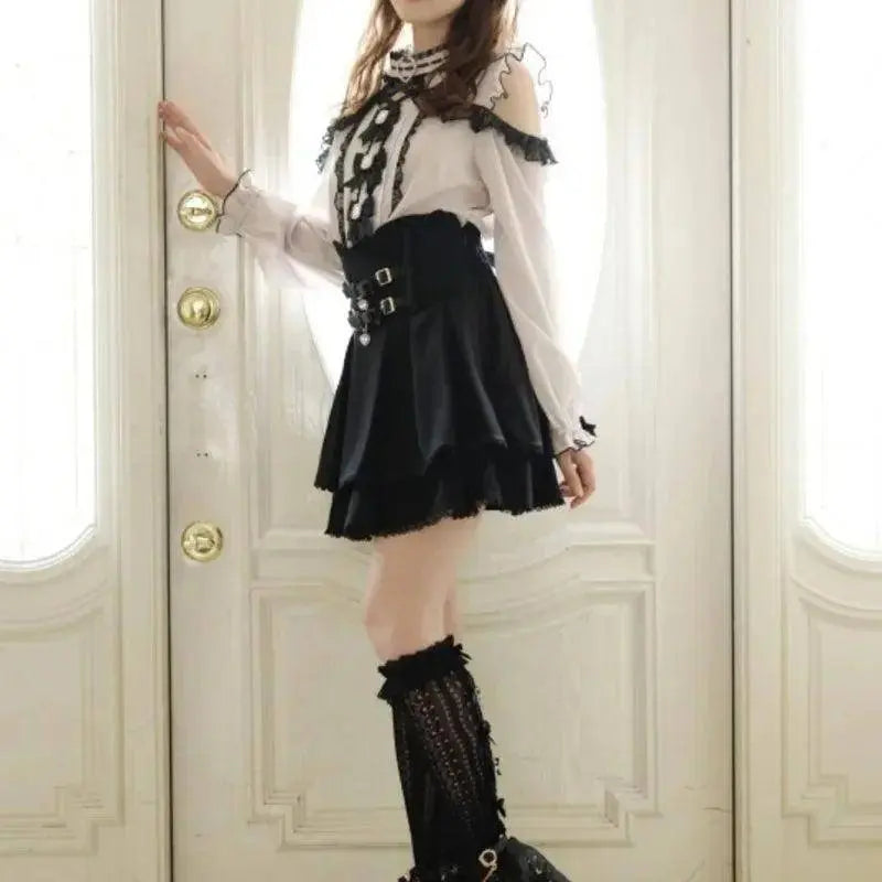 Japan Style High Waist Pleated Mini Skirts Bow Knot Design Mini Skirts Kawaii Slim Fit A-line Skirts Pink Lace Skirts For Women SS69