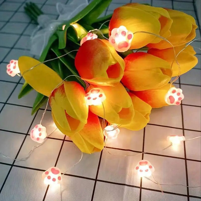 LED Cat Paw String Lights - 20 LEDs, Battery-Powered, Energy-Efficient for Christmas & Holiday Decor, Perfect for Living Room, Bedroom, and Party Ambiance SS69
