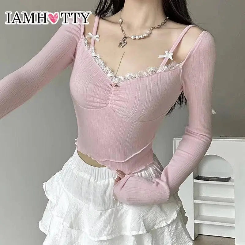 Lacy V-Neck Fitted Top with Sweet Stitching - SS69