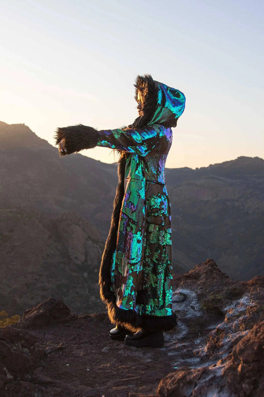 New Women's Faux Fur Coat Sequin Patchwork Coat Reflective And Color-Changing Autumn Winter Windproof Warm Coat SS69