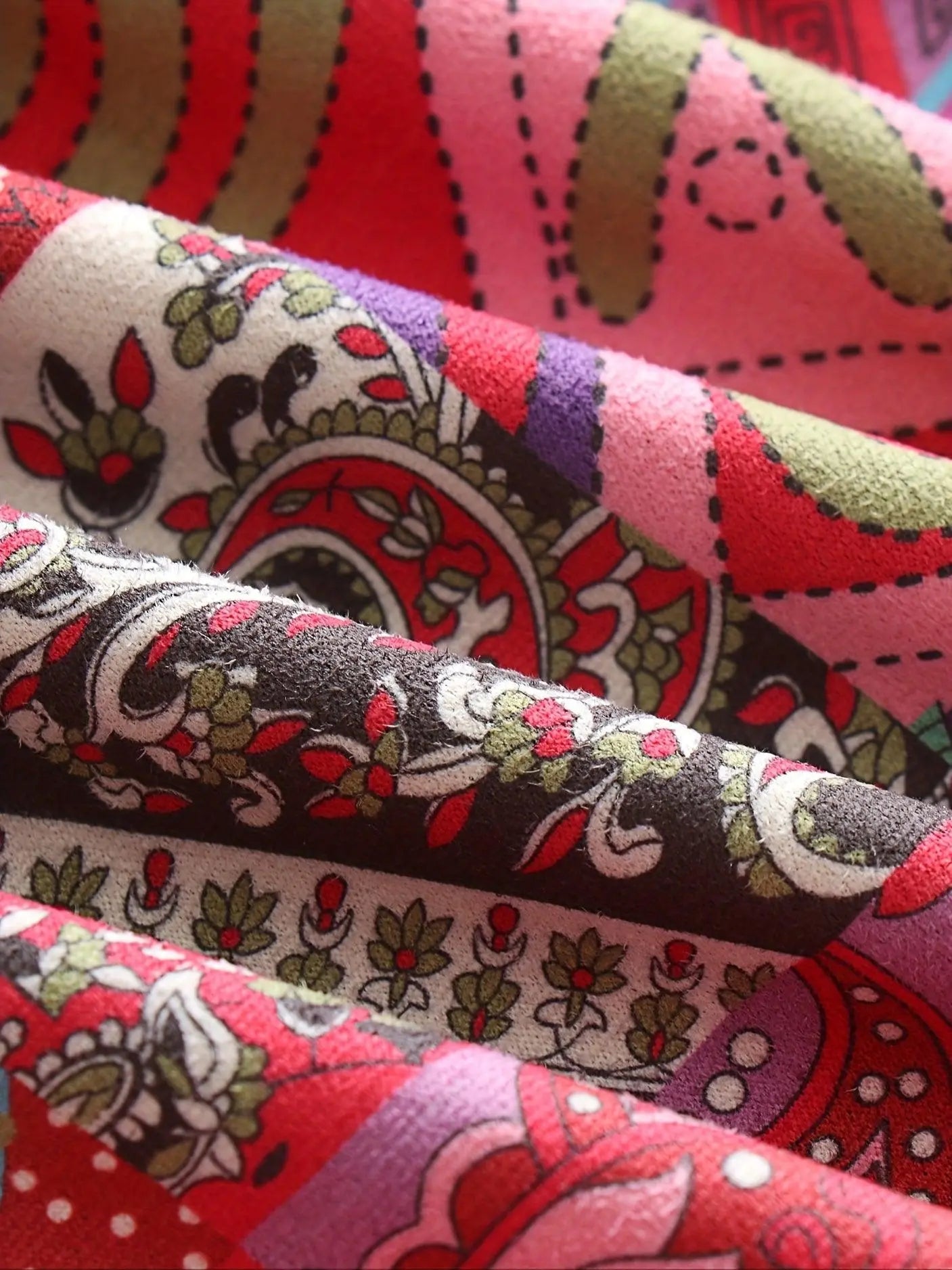 Plus Size Patchwork Print Hooded Coat, Casual Button Front Long Sleeve Warm Outerwear For Fall & Winter, Women's Plus Size Clothing - SS69