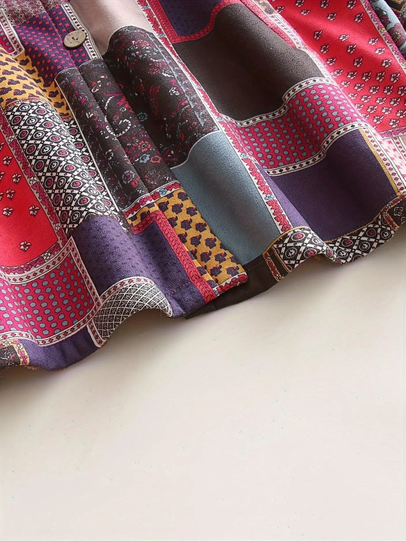 Plus Size Patchwork Print Hooded Coat, Casual Button Front Long Sleeve Warm Outerwear For Fall & Winter, Women's Plus Size Clothing - SS69