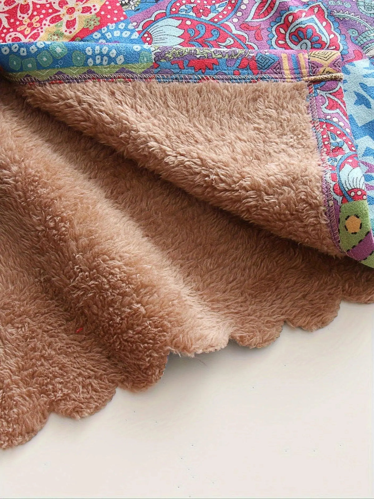 Plus Size Patchwork Print Hooded Coat, Casual Button Front Long Sleeve Warm Outerwear For Fall & Winter, Women's Plus Size Clothing SS69