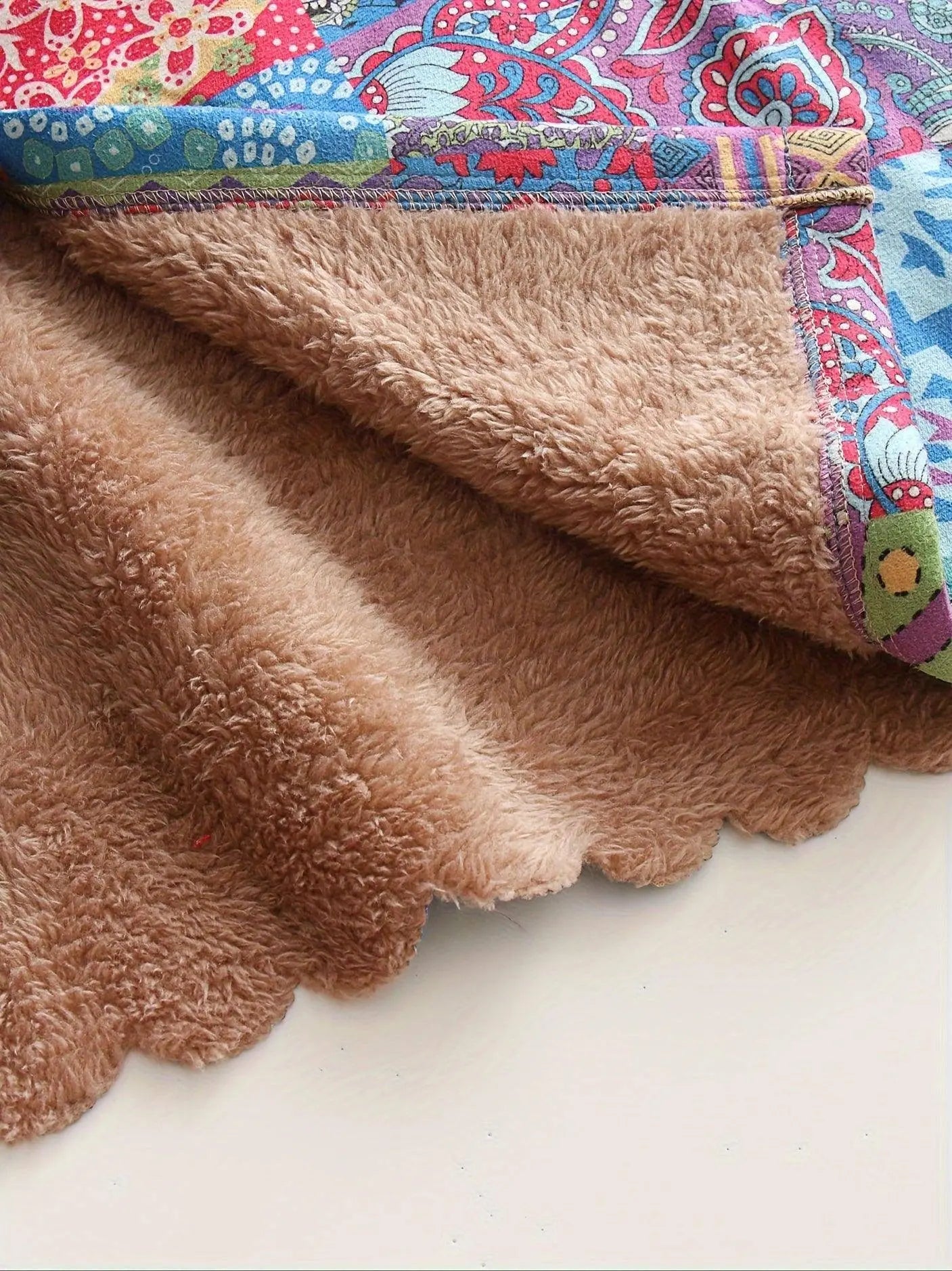 Plus Size Patchwork Print Hooded Coat, Casual Button Front Long Sleeve Warm Outerwear For Fall & Winter, Women's Plus Size Clothing SS69