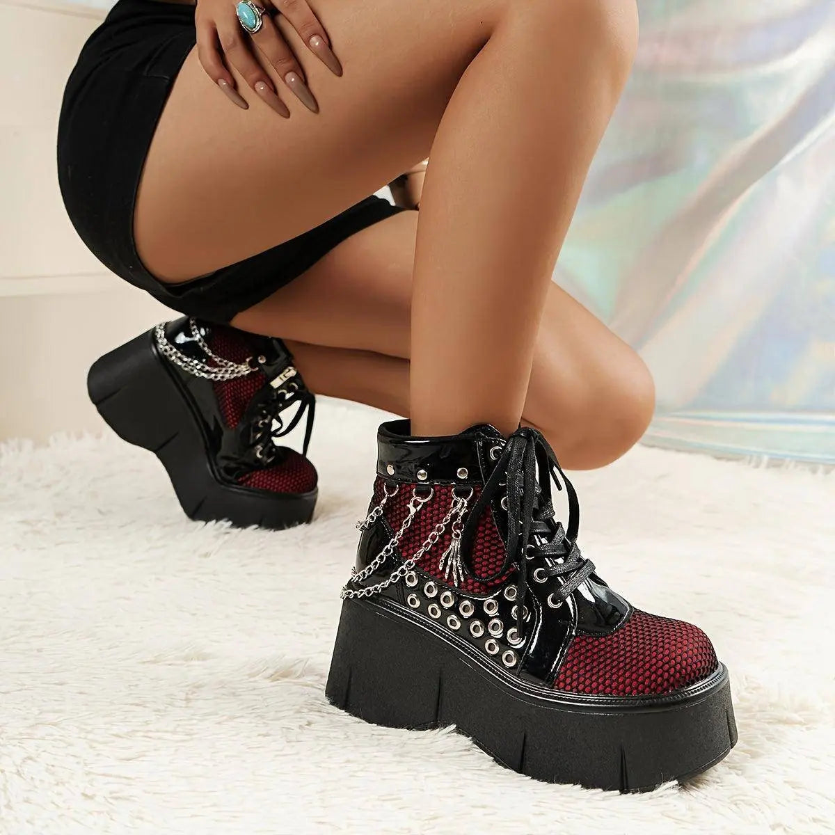 Retro Punk-Style Women's Platform Boots with Chain Detail - Fashionable Slip-On Ankle Booties for Music Festivals & Halloween Parties, Comfortable All-Season Footwear SS69