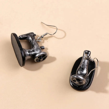 Personalized Old Item Earrings Telephone TV Iron Radio Retro Chinese Style Earrings Jewelry SS69 9.69 1