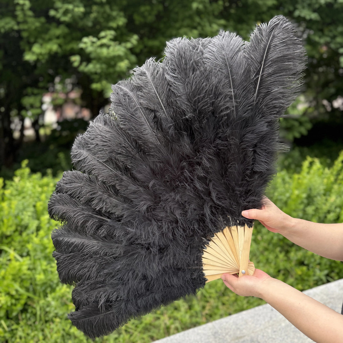 Large Ostrich Feather Fan 130cm - Carnival & Stage Performance