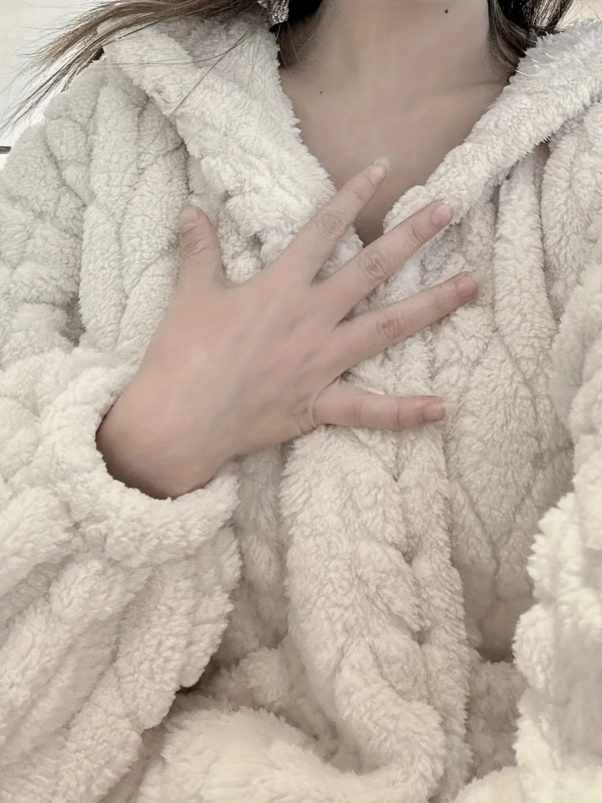 Coral velvet jacquard pajamas for women, winterized and thick, warm, flannel, autumn and winter robe
