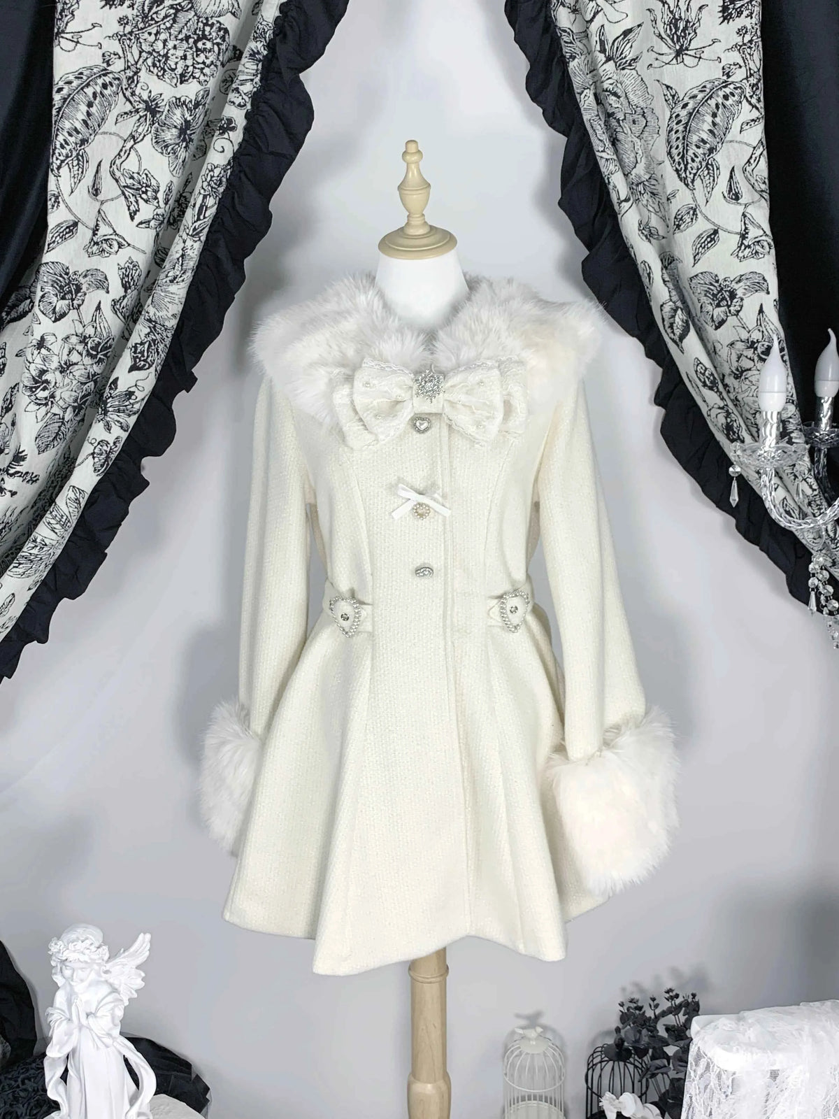 Original Japanese Mass-Produced Lace Jackets Girls Women Cute Bow Waist Cinch Heavy Drill Button Slim Fit Elegant Black Coat