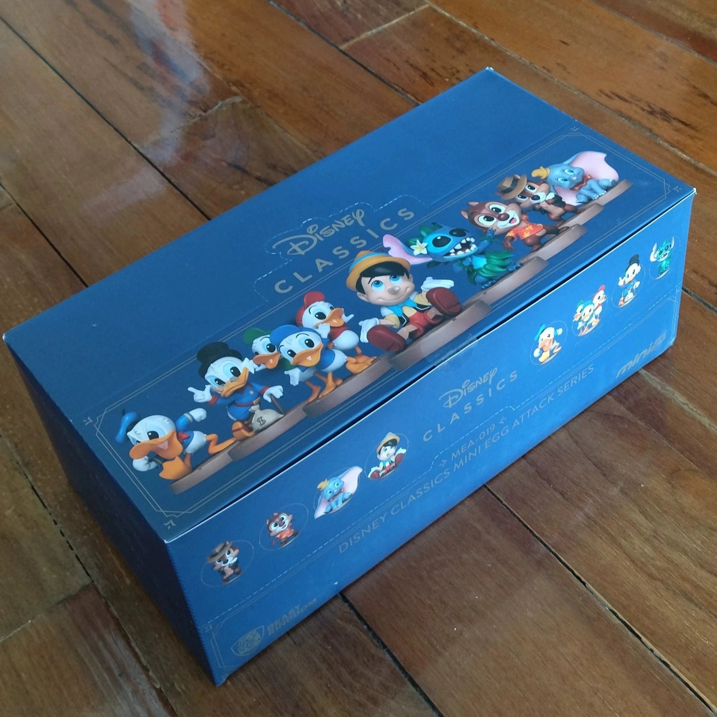 Disney Classic Series Surprise Blind Box Collectible Figurine Donald Duck Stitch Cute Cartoon Model Figure Toy Boy Birthday Gift SS69