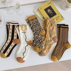 Fashion Harajuku Retro Floral Vintage Socks Woman Novelty Ethnic Elegant Cotton Casual Breathable Ladies Girls Dress Sox Autumn SS69