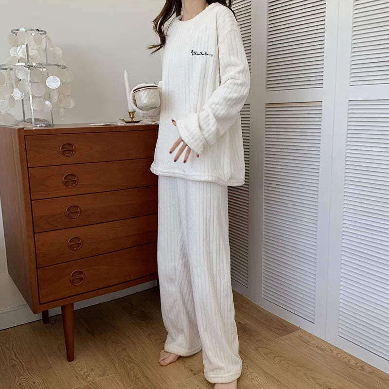 Women's Coral Fleece Pajama Set - Cozy Winter Loungewear