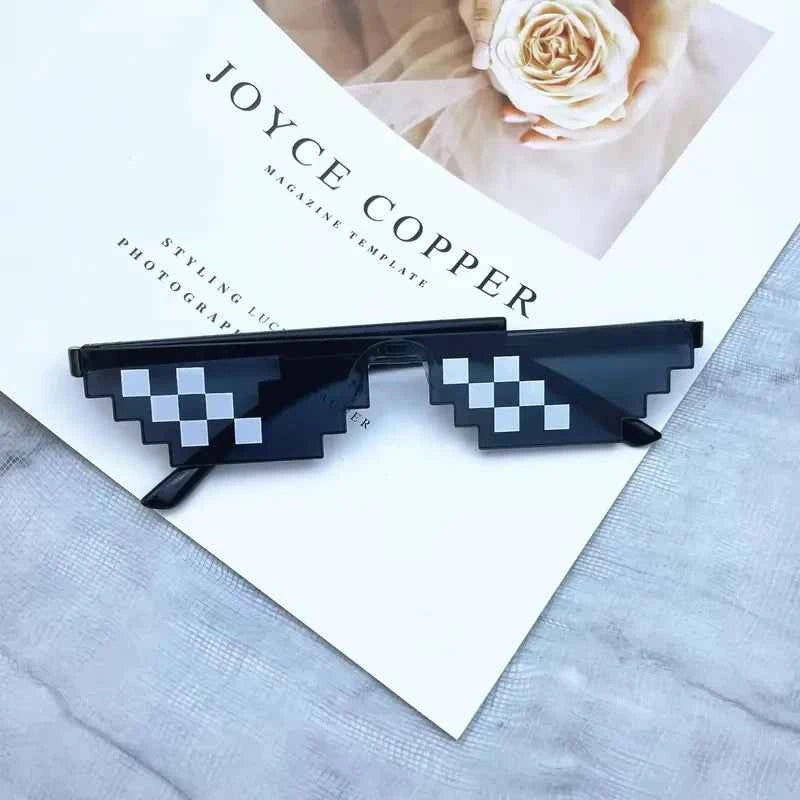 1-8pcs Mosaic Sunglasses Cool Party Vintage Shades Eyewear For Men Pixelated Sunglasses Funny Women Glasses