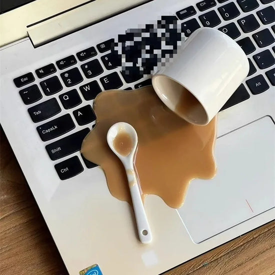 New Spilled Coffee Spilled Sand Sculpture Scary Novel Strange Desktop Decoration Toys Funny Gifts Phone Holder