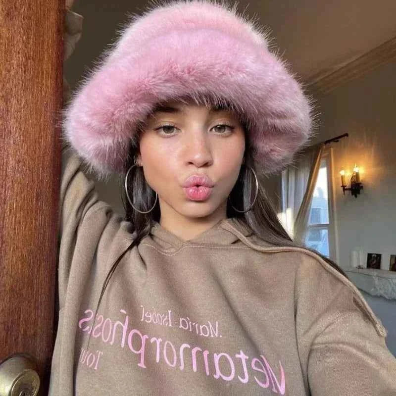 2025 Fluffy Faux Fur Bucket Hats Women Rabbit Fur Warm Thick Plush Winter Hat Lady Fashion Luxury Panama Furry Fisherman Cap Y2k