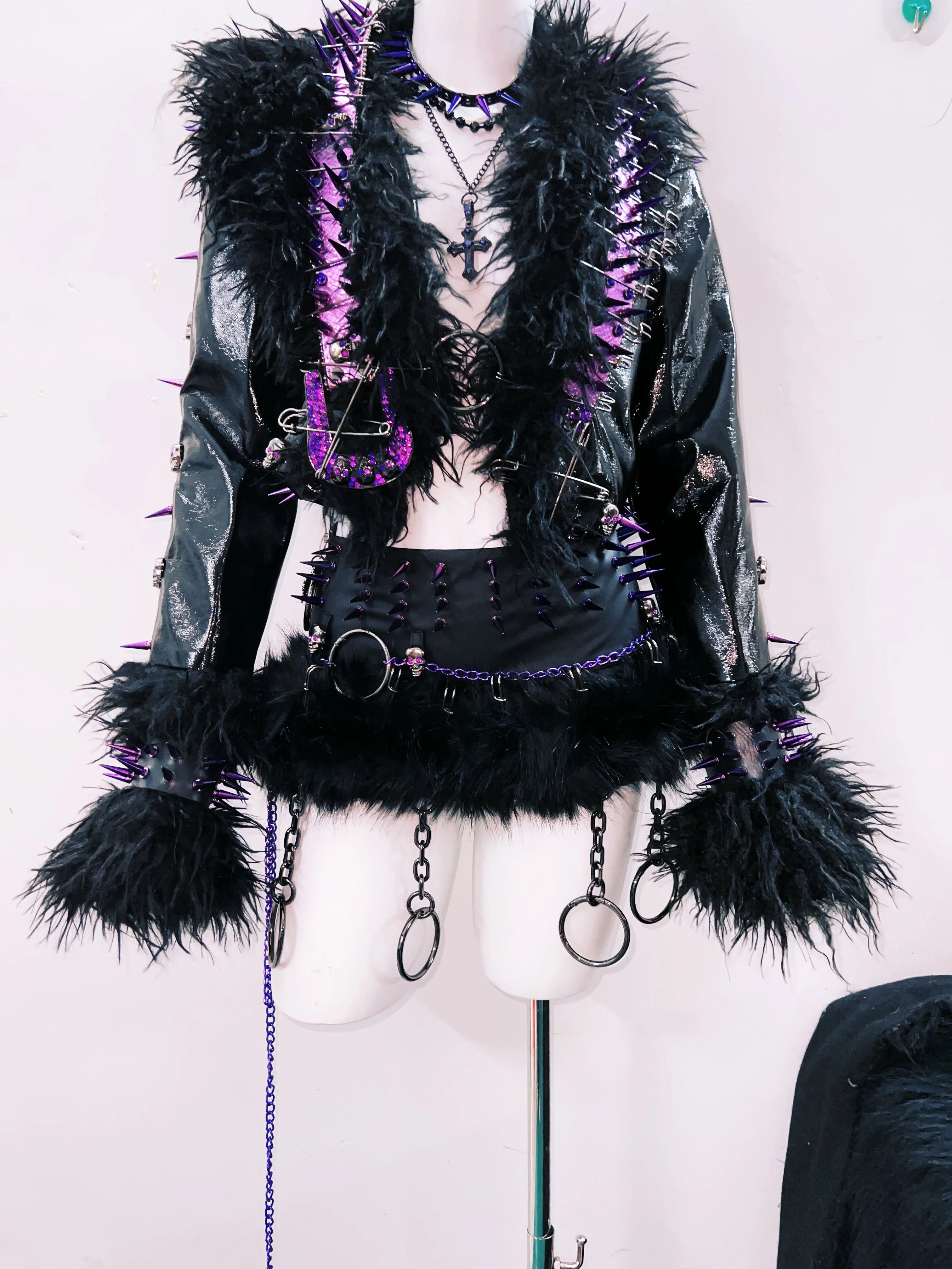 Gothic Rivet Faux Leather Jacket - Short Distressed Style