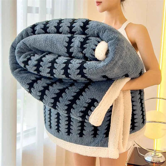 Thicken Warm Flannel Blanket Super Soft Fluffy Queen Blanket Single Double Size Cozy Skin-friendly Multifunctional Nap Blanket