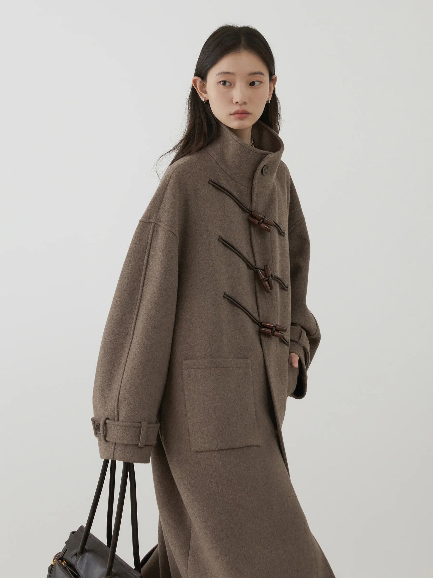 CHIC VEN Women Long Woolen Coats Single Breasted Loose Stand Collar Cow Horn Buttoned Office Ladies Overcoat Autumn Winter 2026