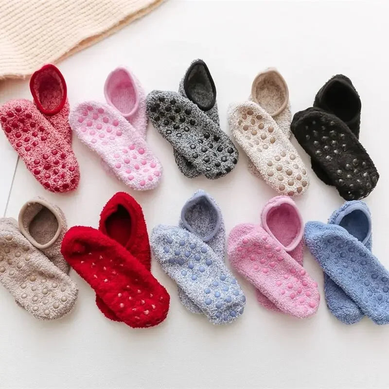 Women's Thick Plush Socks - Winter Warm Coral Fleece Sleep Slippers