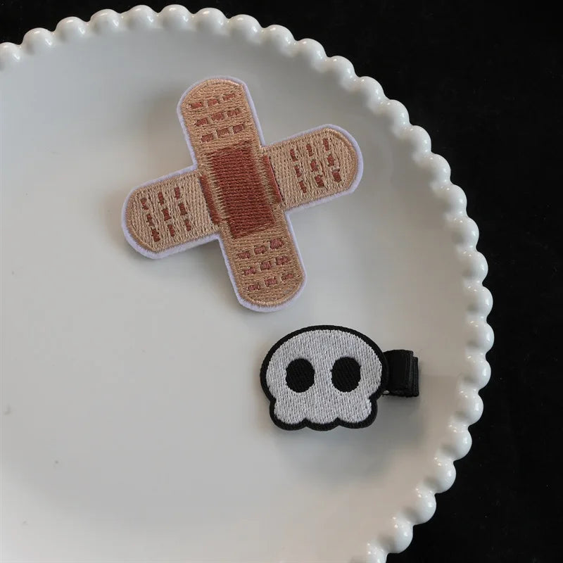 1 pair Gothic Loli Black Sweet Cross Love Hair Clip Skull Punk Hairpin Hot Girl Y2K Harajuku Earth Cool Hair Accessories SS69