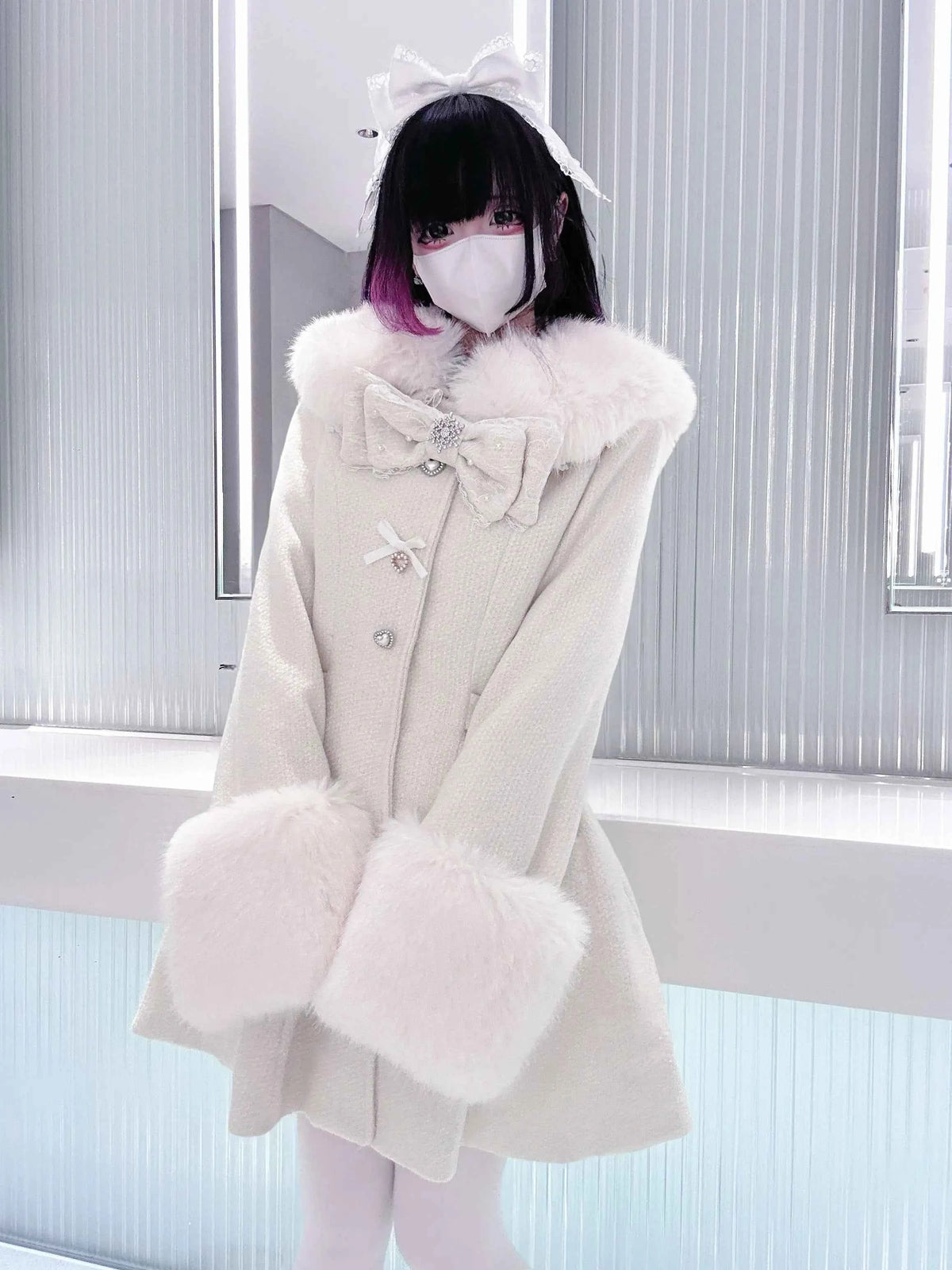 Original Japanese Mass-Produced Lace Jackets Girls Women Cute Bow Waist Cinch Heavy Drill Button Slim Fit Elegant Black Coat
