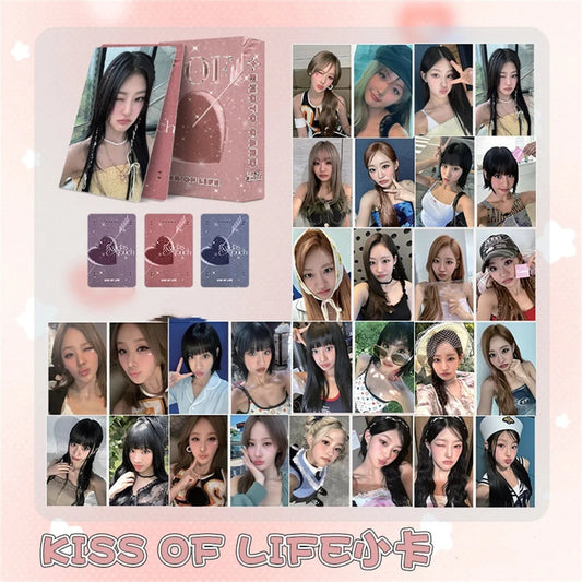 50PCS/SET Kpop Kiss Of Life Laser Small Cards LOMO Cards JULIE NATTY BELLE HANEUL Fans Gifts Collection SS69 9.69 1 / 5.4x8.6cm
