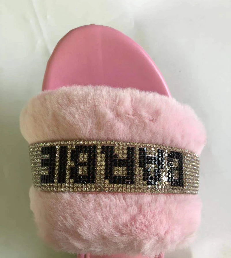 Women's Crystal Sandals Flat Heel Sandals fur Rhinestone Ladies Summer Shoes Women Flip Flops Beach Sandals For Woman Size 35-43 SS69