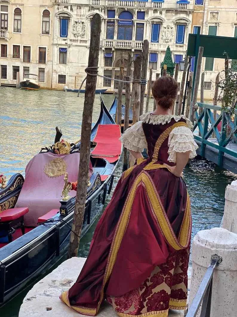 Italian Renaissance Borgia Costume 17th Century Gorgeous Baroque Queen Red Wedding Dress Tudor Elizabethan Duchess Ball Gown