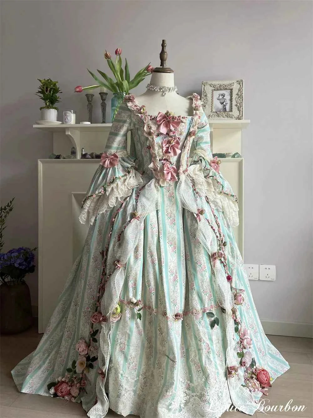 SS69 18th Century Rococo Ball Gown Marie Antoinette Victorian Costume