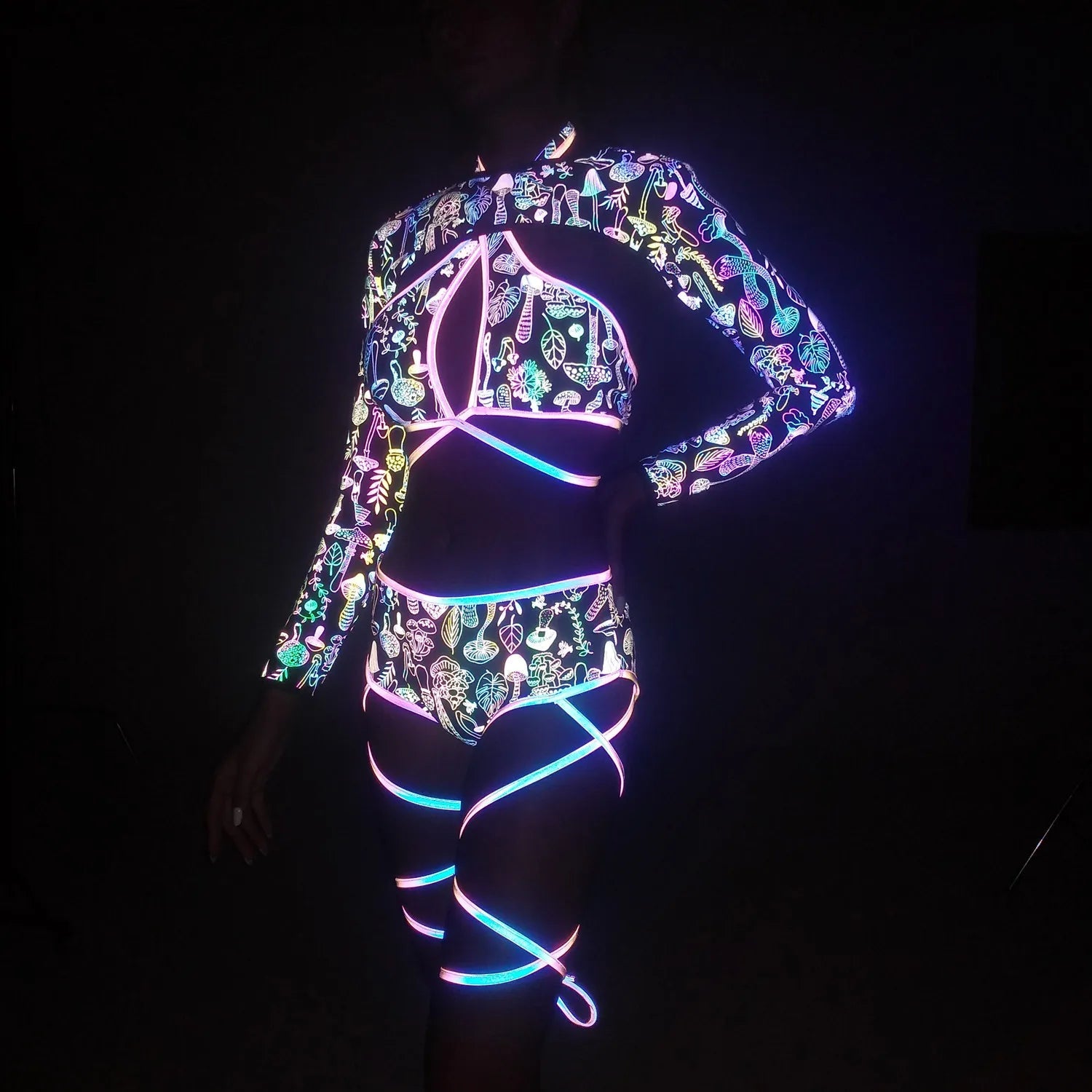 Harajuku Fashion Women Colorful Reflective Set Bandage Shorts+Bra+Crop Top Techwear Clothing Conjuntos Curtos SS69