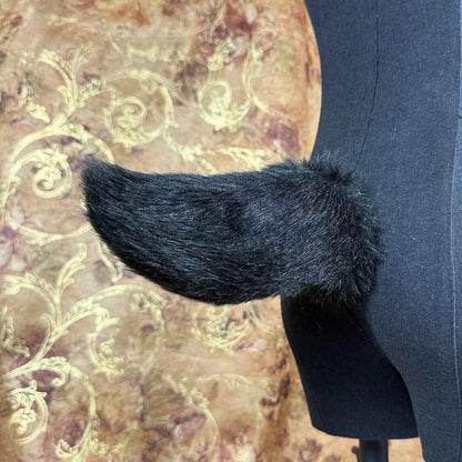 A Movable Rabbit Tail That Combines Voice Control, Swinging, and Patting Functions in One. Props for Role-playing and Performanc