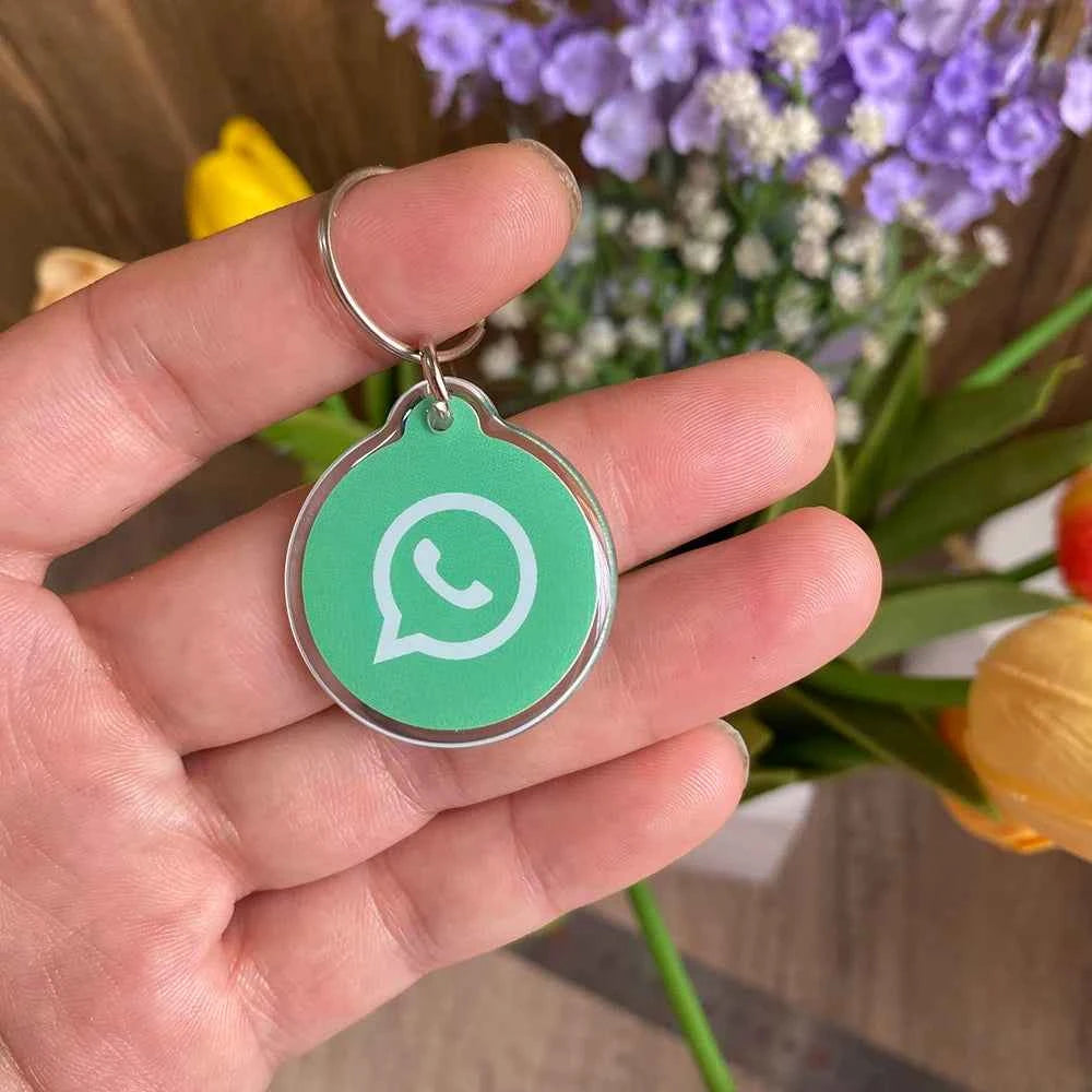 13.56MHz Epoxy NFC Key Card Instagram WhatsApp Facebook Snapchat NFC Tap Keychains