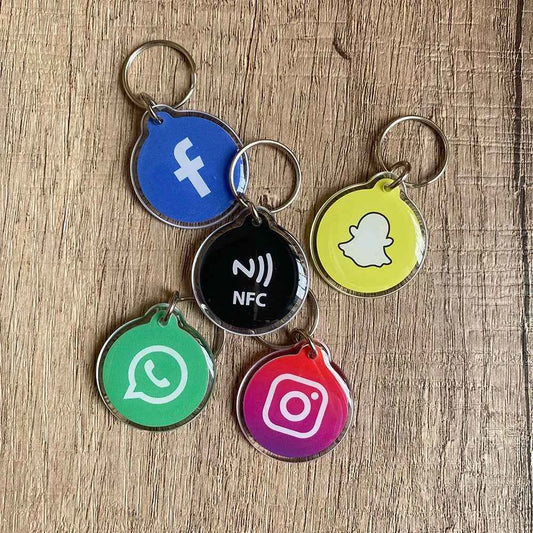 NFC Social Media Tap Business Key Card Instagram WhatsAPP Facebook Snapchat NFC Key Tag Keychains