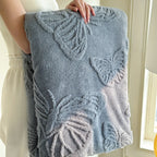 Coral Fleece Blanket with 3D Butterfly Pattern - Soft & Warm