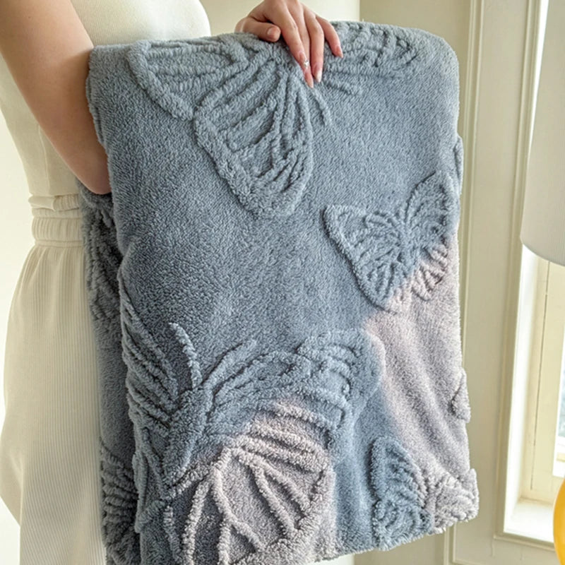 Coral Fleece Blanket with 3D Butterfly Pattern - Soft & Warm