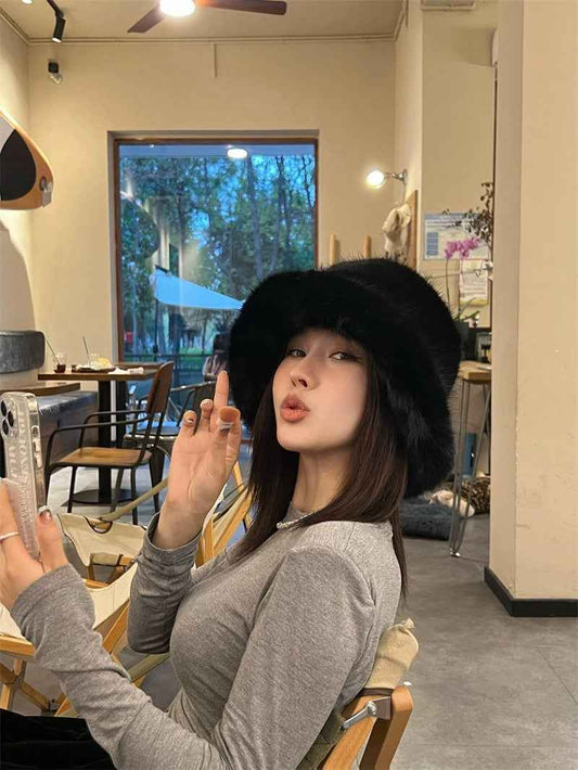 2025 Fluffy Faux Fur Bucket Hats Women Rabbit Fur Warm Thick Plush Winter Hat Lady Fashion Luxury Panama Furry Fisherman Cap Y2k