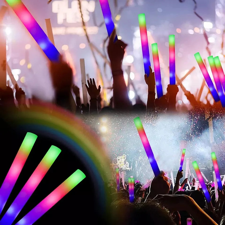 jianyana 100Pcs LED Foam Glow Sticks RGB Light Up Cheer Tubes for Parties