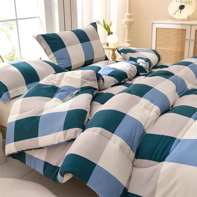 Winter Bedding Thick Quilt Blanket Thickened Warm Flannel Fleece Comforter for Cold Nights Set Bed Duvets Quilts the Blankets