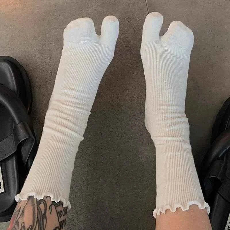Japanese Ruffled Edge Cotton Split Toe Socks Solid Color Two-Toed Sock Unisex Harajuku Simple Tabi Socks High Elastic Hosiery