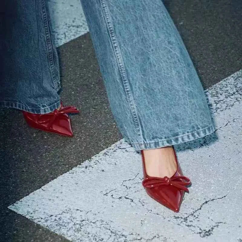 2025 New Butterfly Knot Fashionable Pointed Toe Hollow Back Women's Sandals High Heels Korean Style Spring Autumn Elegant Lad...