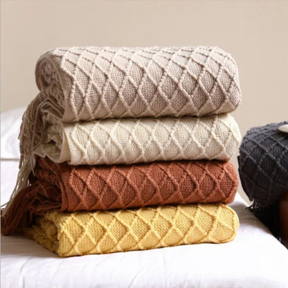 Solid Color Knitted Blanket Soft Throw Blanket Machine Washable Crochet Handmade Knitted Blankets Winter Warm Tassel Blanket