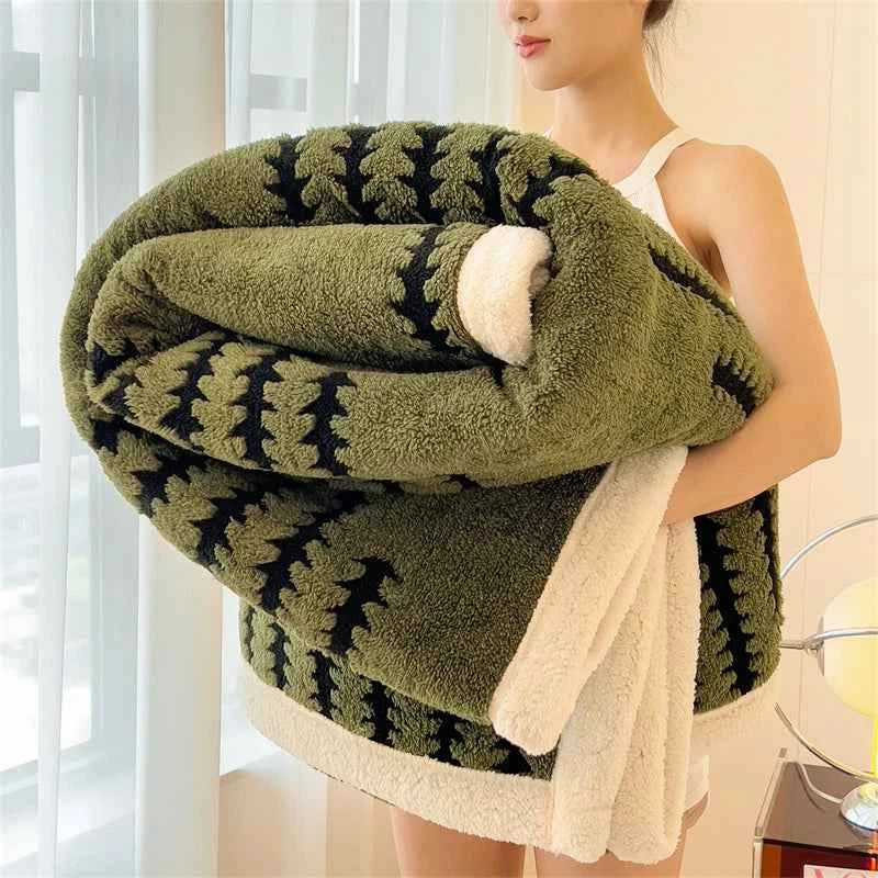 Thicken Warm Flannel Blanket Super Soft Fluffy Queen Blanket Single Double Size Cozy Skin-friendly Multifunctional Nap Blanket