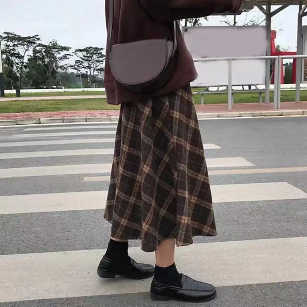 Elegant High Waist Retro Plaid Skirt Winter Autumu Classical High Waist Long Skirt Slim Fit Preppy Style A-line Half Dress Party