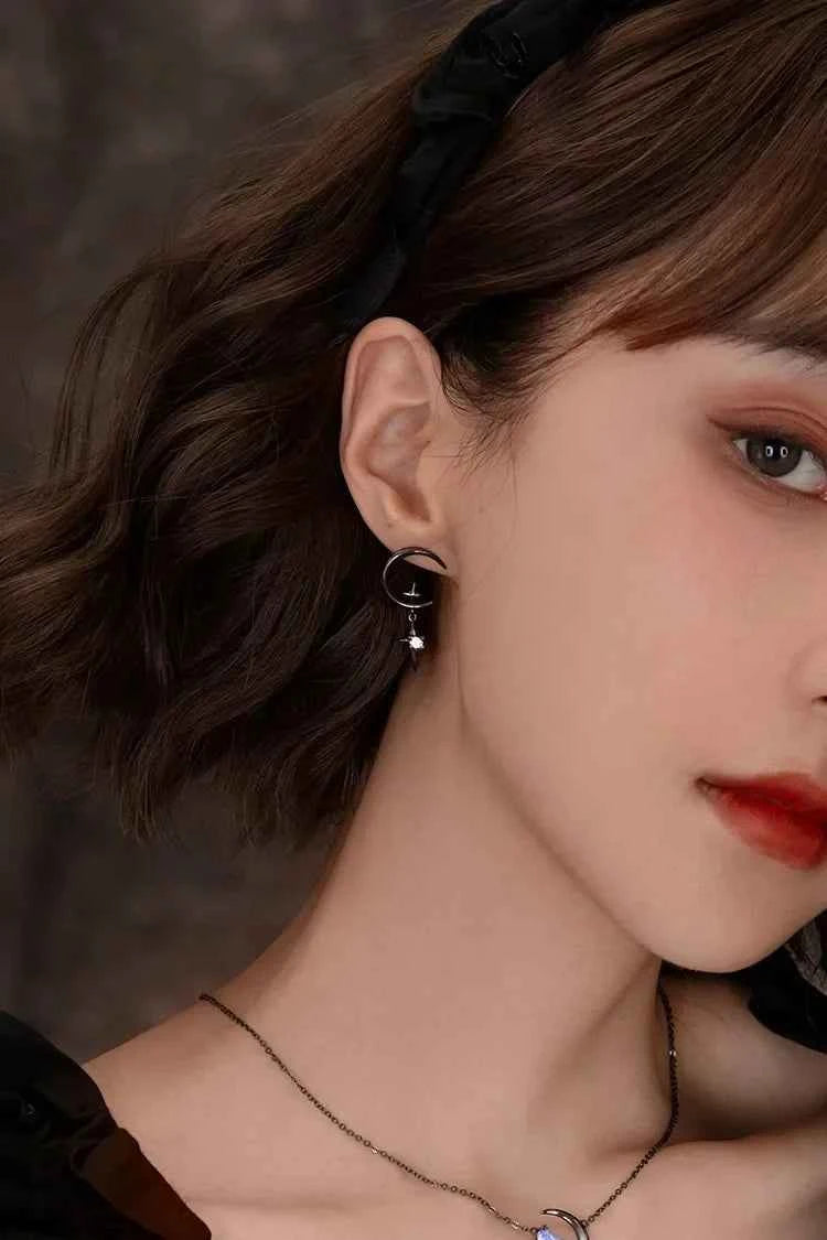 Thaya Original Design Star and Moon Earrings S925 Silver Needle Studs Earring For Women Vintage Earring Fashion Crystal Jewelry